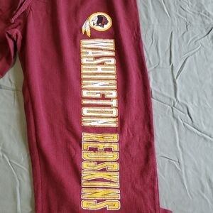 NFL Team Apparel "Washington Redskins" Maroon Lounge Pants. A2.